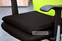 Load image into Gallery viewer, Tektrum Thick Orthopedic Premium Gel Seat Cushion Pad for Wheelchair, Car, Home, Office, Chairs, Travel - Relief for Hip Pain, Back Pain, Sweaty Bottom - Portable, Durable, Comfortable (TD-GS1703-BLK)